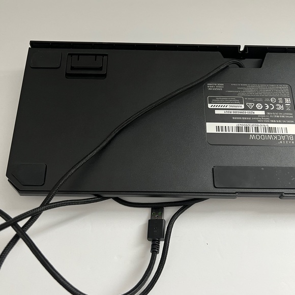 Razer BlackWidow Wired Gaming Mechanical Green Switch Keyboard Keyboard - Black - Picture 5 of 6